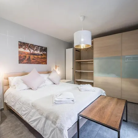 Millhouse ,la Storia Nel Cuore Della Citta Apartament